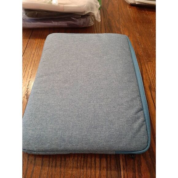 New Wocadi 5-in-1 Blue MacBook Pro Retina 13 Sleeve Protection Kit - Picture 3 of 4